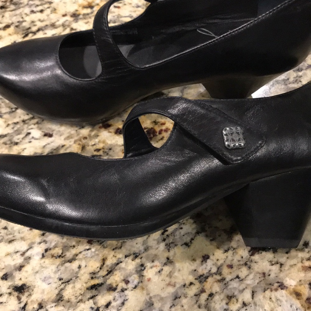 Dansko Black Leather Pumps